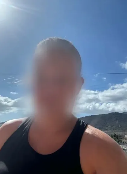 Amira, 37
