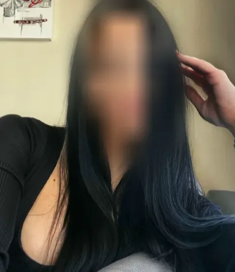 Cecilie, 36