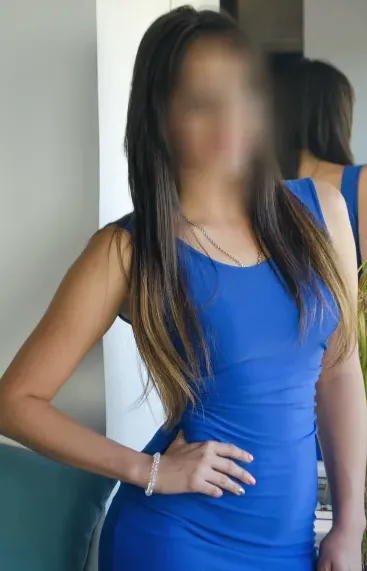 Christina, 35