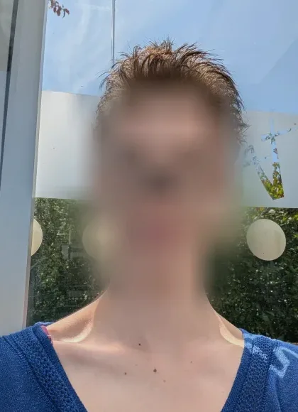 Emilia, 22
