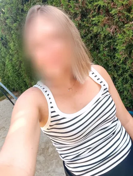 Pernille, 37