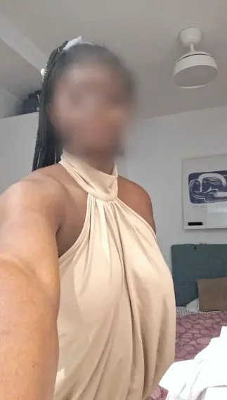 Winnie, 18