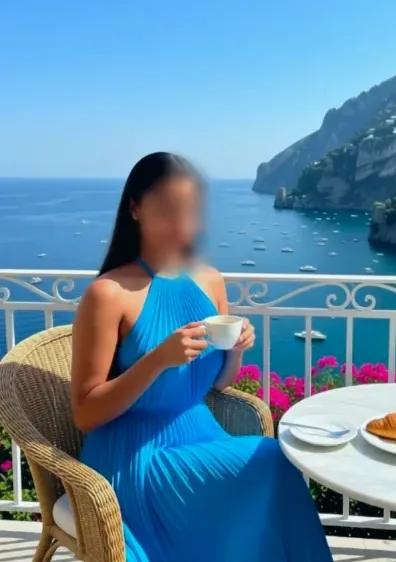 Yasmin, 40